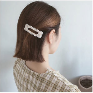 Elegant Pearls Hair Clips